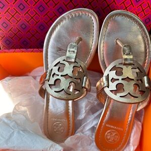 🌹Tory Burch Miller Sandals ROSE GOLD 🌹